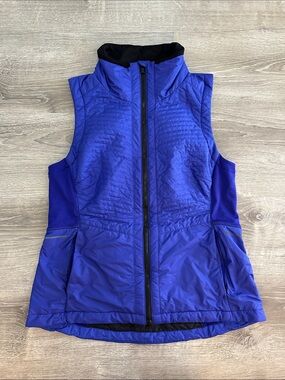 Athleta Women’s Quilted Insulated Vest - Royal Blue